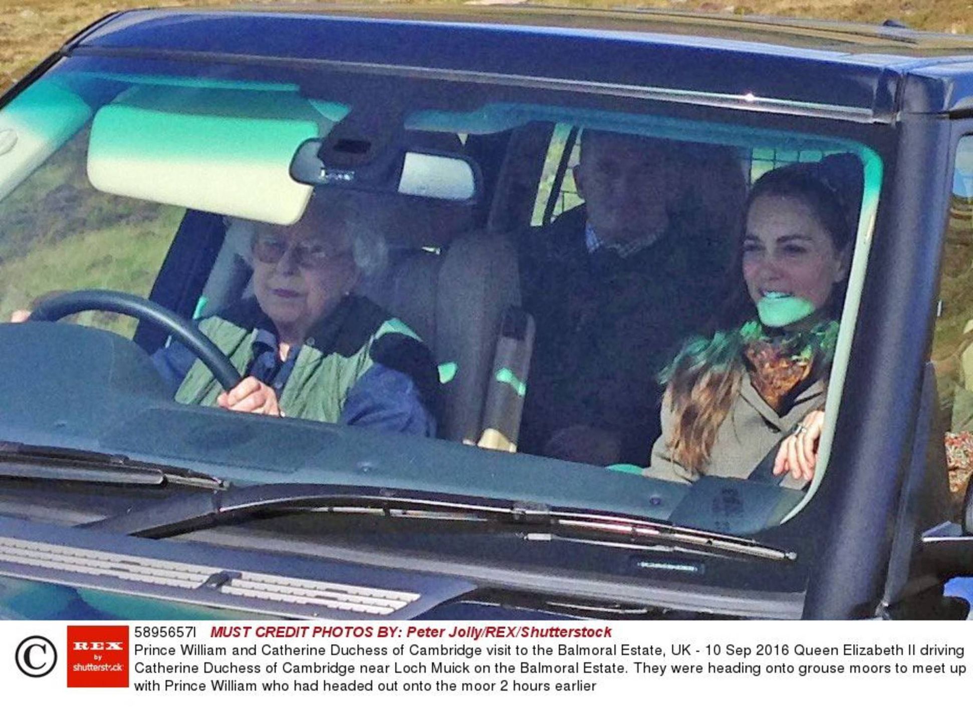książę William, królowa elżbieta, księżna kate