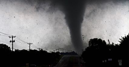 Groźne tornada USA