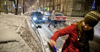 Zima, zima... pada śnieg