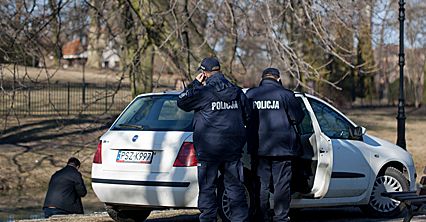 Ze stawu wyłowiono zwłoki mężczyzny