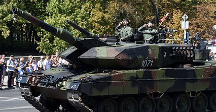 Defilada z okazji Święta Wojska Polskiego