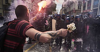 Chaos we Francji tuż przed Euro 2016