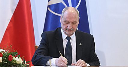 Polska przeciw samozwańczemu Państwu Islamskiemu