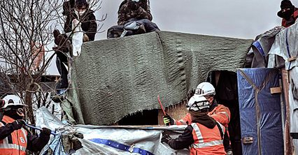 Obozowisko w Calais jest likwidowane od poniedziałku