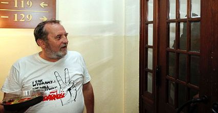 Zygmunt Miernik przyszedł do sądu z tortem