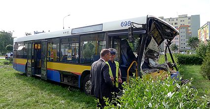 Wypadek autobusu w Płocku