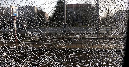 Tramwaj ostrzelany w Warszawie