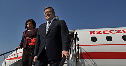 Komorowski lata rejsowym samolotem