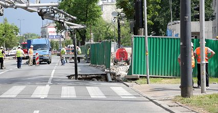 Zapadlisko na budowie metra w Warszawie
