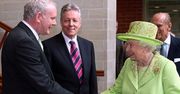 Brytyjska królowa i b. dowódca IRA podali sobie ręce