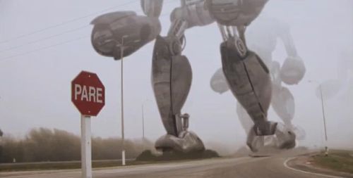Panic Attack - gigantyczne roboty atakują! [short]