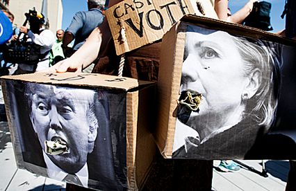 Trump i Clinton z dostępem do tajnych danych amerykańskiego wywiadu