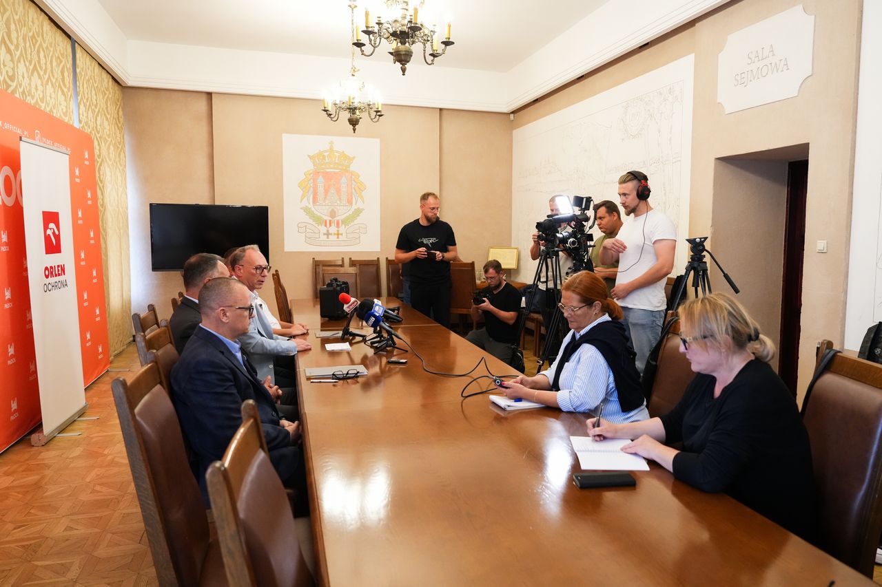 Przekazanie drona
