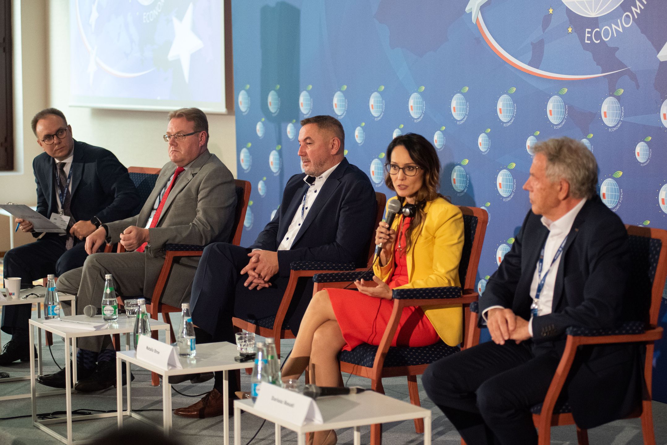 Czy mamy szansę na wzrost gospodarczy w okresie zwiększonej inflacji? - panel dyskusyjny podczas Forum Ekonomicznego w Karpaczu. 
