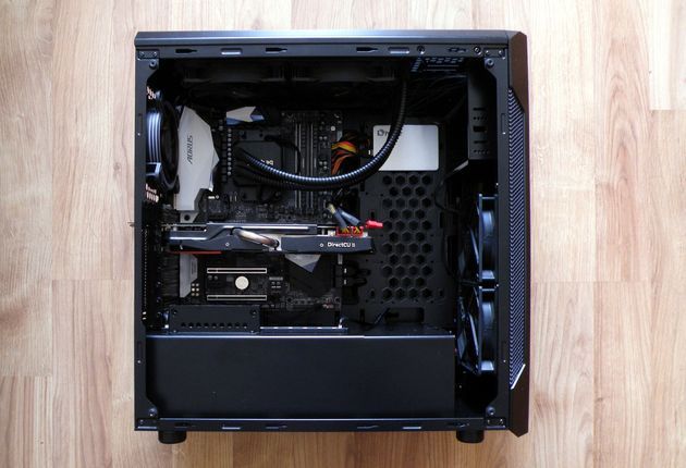 SIlentiumPC Armis AR7 TG RGB - montaż komputera