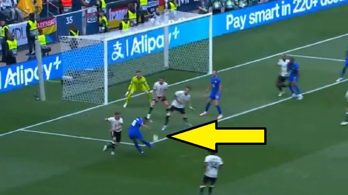 Twitter / Screen / TVP Sport / Na zdjęciu: Kylian Mbappe zaskoczył Marca-Andre ter Stegena