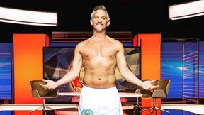 Lineker dotrzymał słowa. Półnagi piłkarz poprowadził program w telewizji