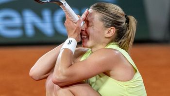 Gwiazdy gratulują Mai Chwalińskiej po awansie do finału Roland Garros! "Kosmos. Popłakałam się"