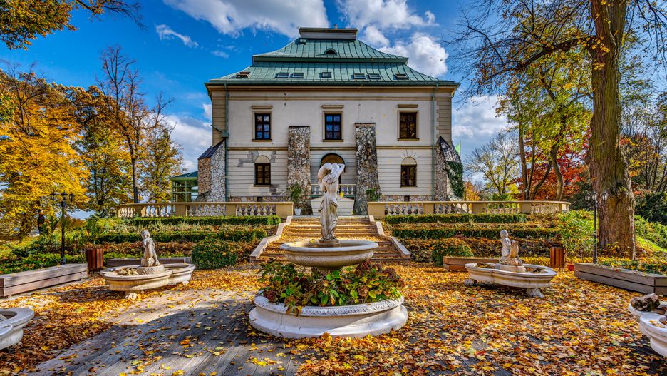 Manor House