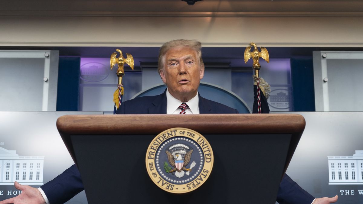 Kursy walut. Co z dolarem?