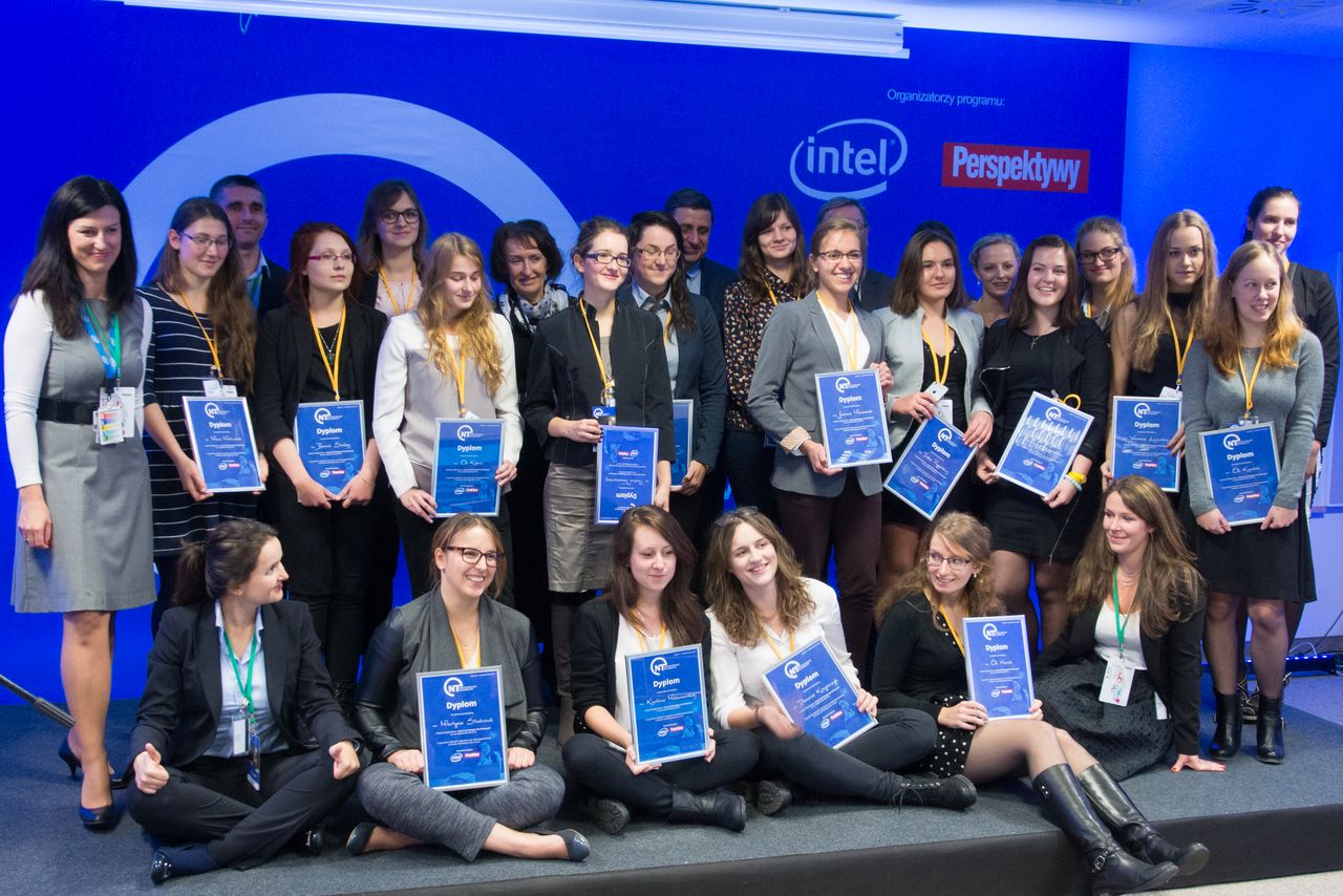 Intel i Perspektywy przyznali pierwsze stypendium dla studentek kierunków inżynierskich