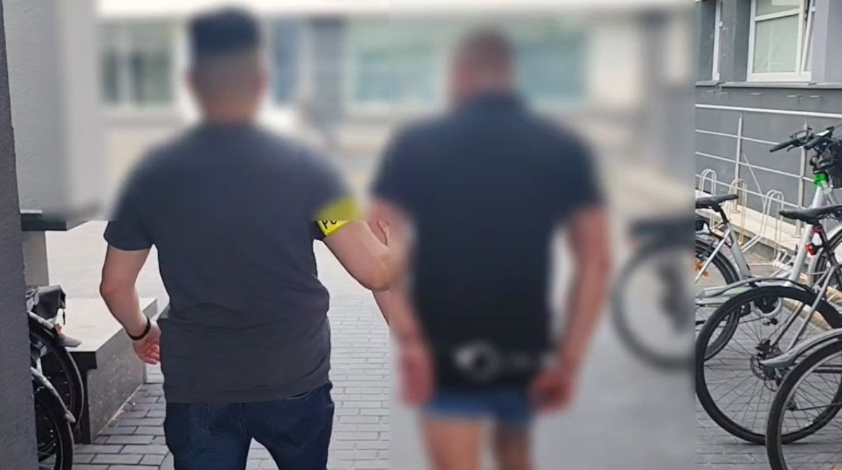 BMW, biały proszek i gotówka. Łódzka policja uderza w narkobiznes