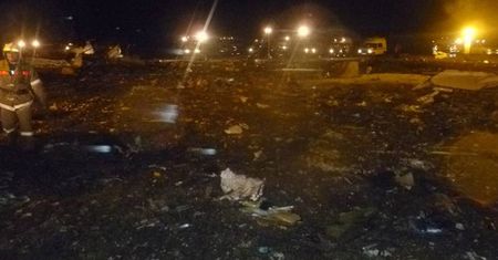 Katastrofa Boeinga 737 w Rosji. Samolot rozbił się przy lądowaniu
