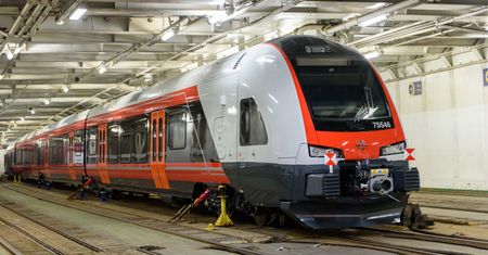 Polski pociąg pojechał do Norwegii. Wytrzyma nawet zderzenie z reniferem
