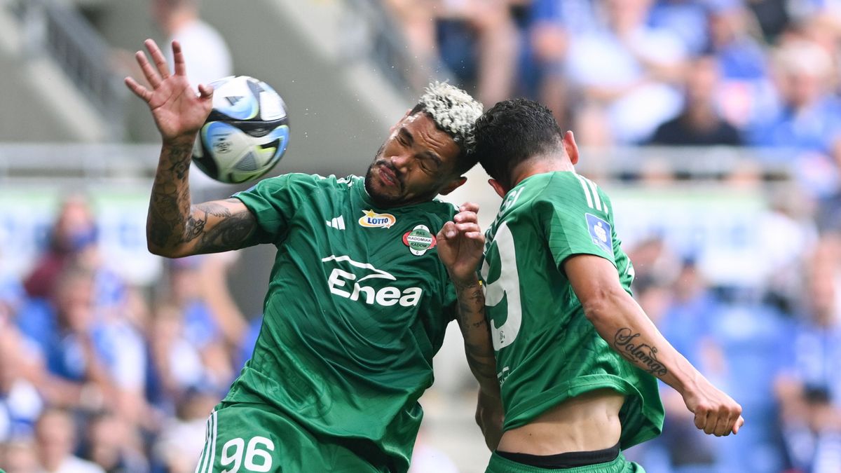 Zdjęcie okładkowe artykułu: PAP / Jakub Kaczmarczyk / Zawodnicy Radomiaka Pedro Henrique (L) i Raphael Rossi (P)