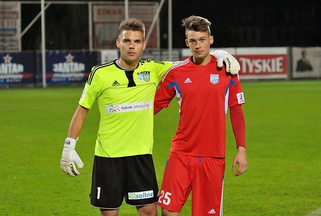 Oskar Rybicki i Patryk Kamola. Po meczu mógł cieszyć się tylko jeden z nich