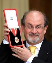 Salman Rushdie otrzymał tytuł szlachecki