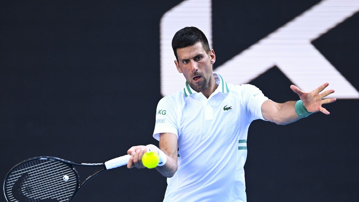 PAP/EPA / DAVE HUNT / Na zdjęciu: Novak Djoković