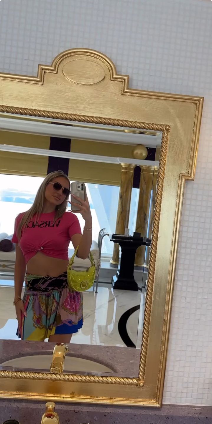 Caroline Derpienski świętuje urodziny