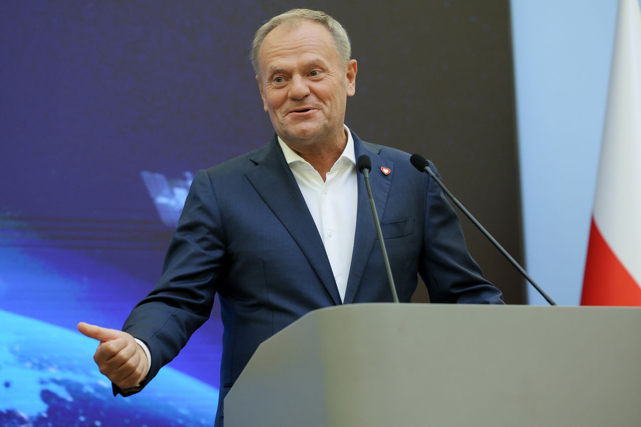 "Rzeczpospolita": sprytny plan Tuska. Tak teraz walczy z Orbanem