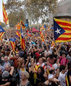Setki tysięcy protestujących w Barcelonie. Chcą uwolnienia polityków