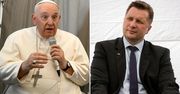 Papież Franciszek go wyrzucił. A Przemysław Czarnek... zaprasza