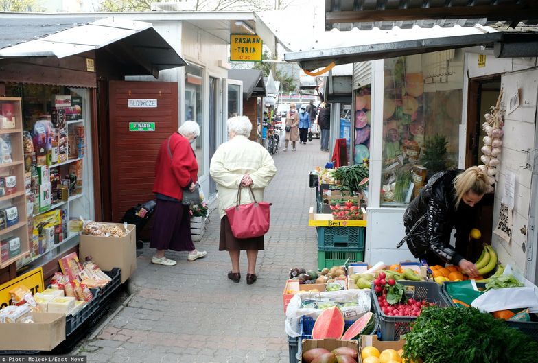 Ceny warzyw i owoców. "Bazar rządzi się swoimi prawami. To gra w ruletkę"