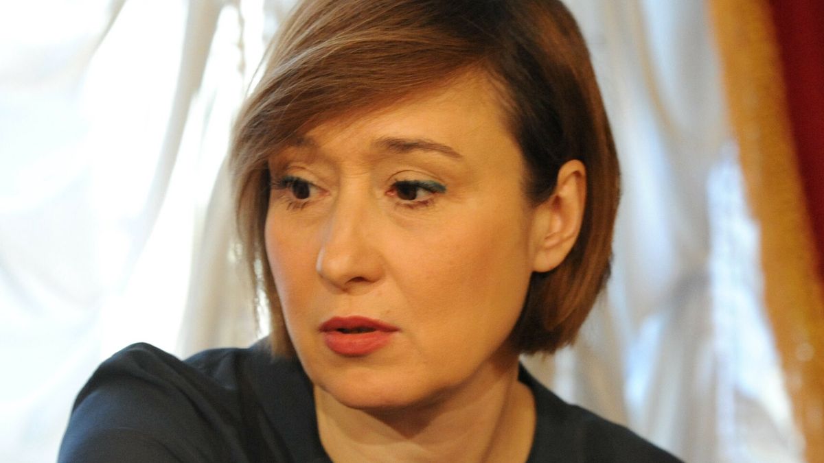 538 Krakowski Salon Poezji12.02.2017 Krakow  Teatr im.Slowackiego   538 Krakowski Salon Poezji.  "Milosc jest wszystkim,co istnieje"-  Salon wierszy milosnych   Czytali :Dominika Bednarczyk:, Pola Blasik,Juliusz Chrzastowski i Krzystof Piatkowski.    N/z:Dominika Bednarczyk- aktorka Teatru im. J. Slowackiego w Krakowie.    Fot: Waclaw Klag/REPORTERWaclaw Klag/REPORTER