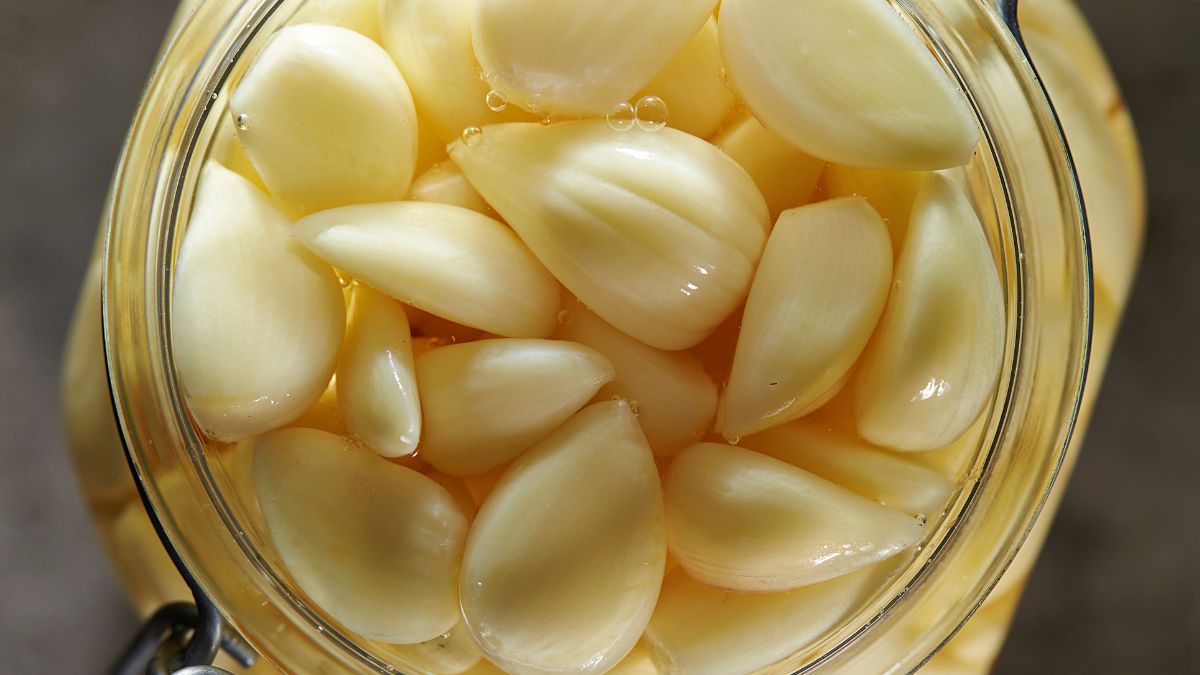 Kiszony młody czosnek