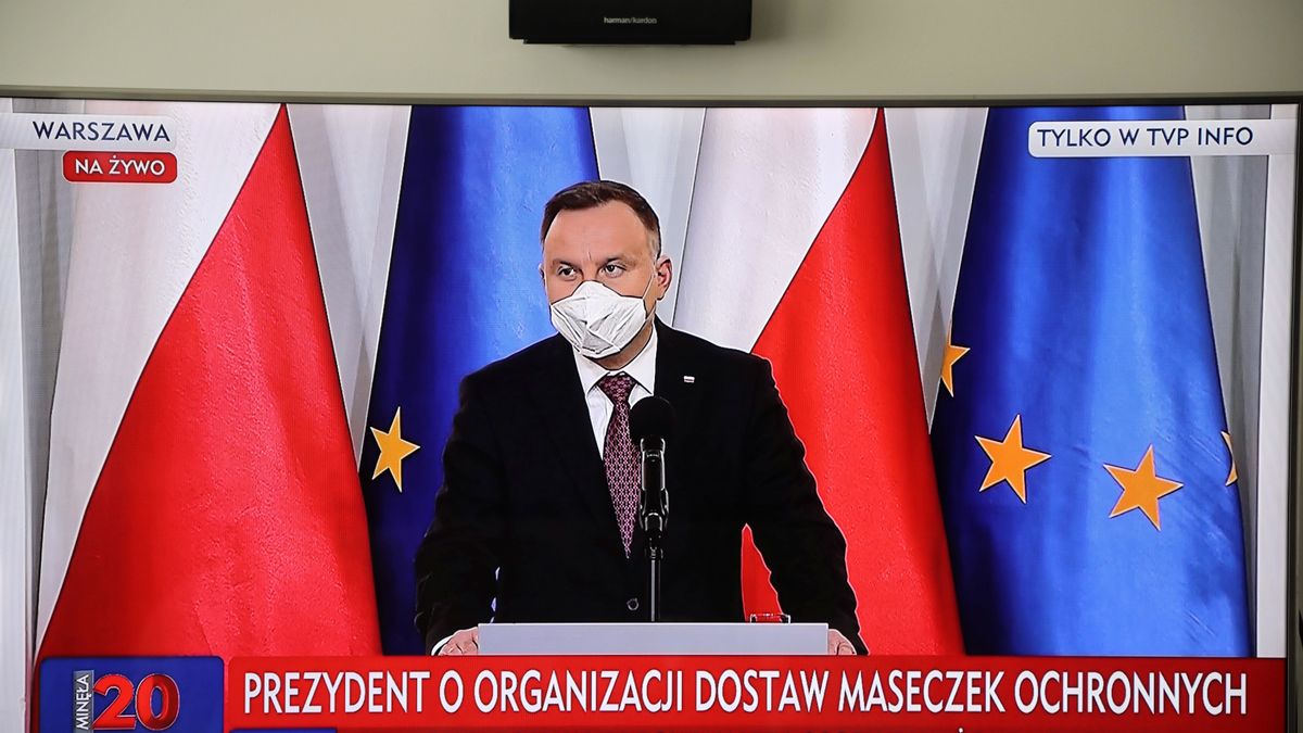 Wybory prezydenckie 2020. Polacy ocenili Andrzeja Dudę