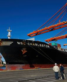 Kolos wpłynął do Gdyni