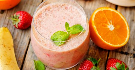 Shake truskawkowy