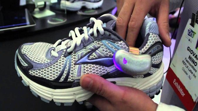 Boogio – kontroler w butach. Idź i graj 1