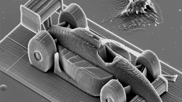 Odjazdowa wyścigówka mniejsza od ludzkiego włosa [wideo] 1