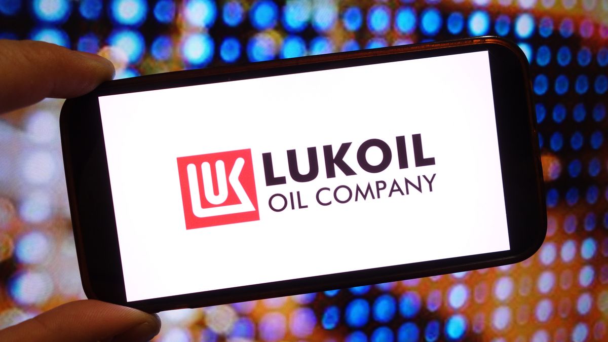 POLAND - 2024/12/06: In this photo illustration, the Lukoil company logo is seen displayed on a smartphone screen. (Photo Illustration by Piotr Swat/SOPA Images/LightRocket via Getty Images)