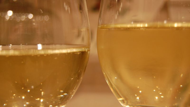 Sok winogronowy w puszce