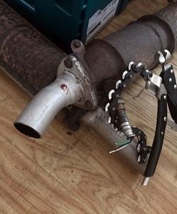 Lubin. Wycinali i kradli katalizatory. Jeden z nich został przygnieciony przez samochód