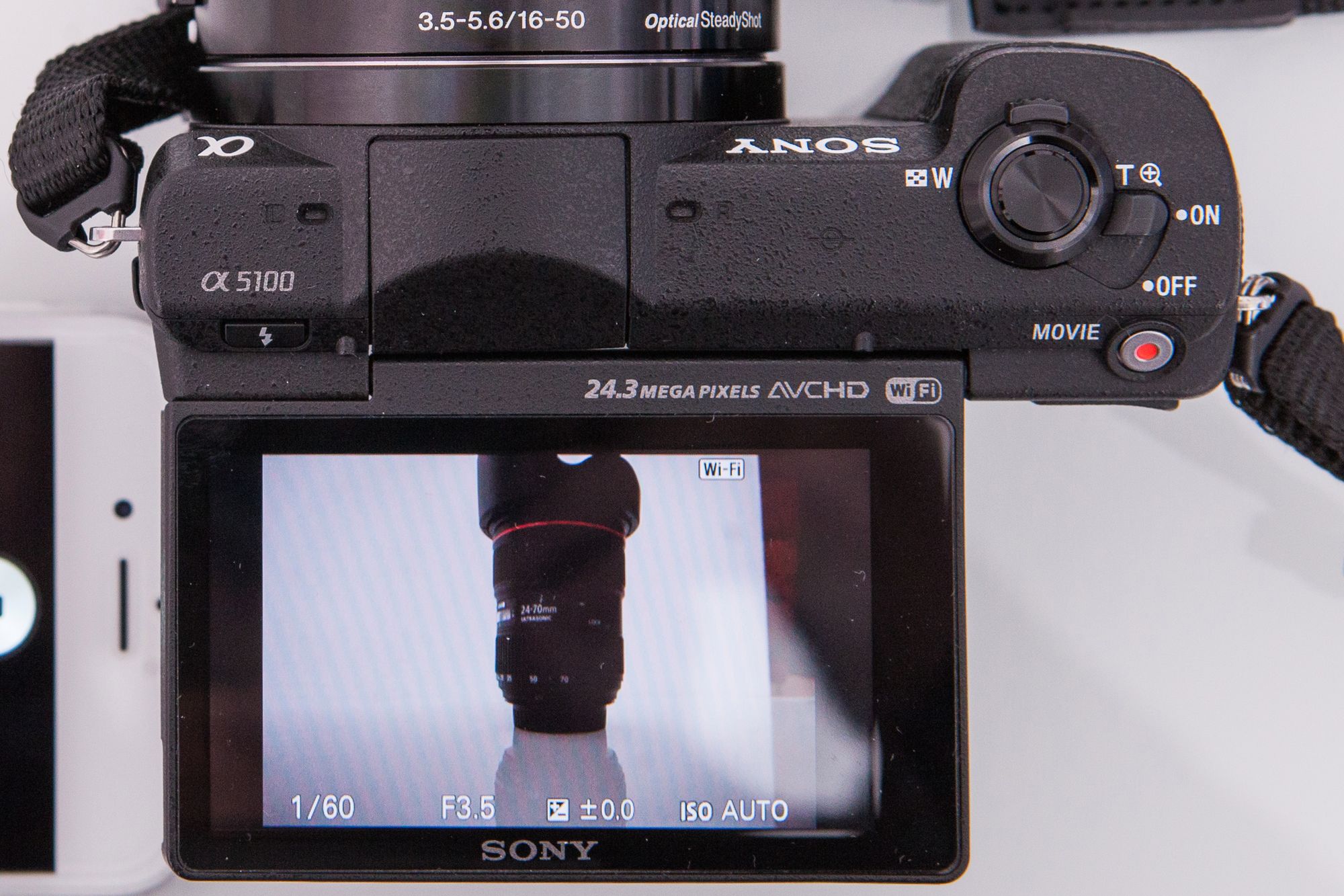 Sony A5100 - mały na zewnątrz, wielki w środku [test] 4