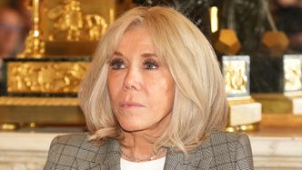 Sąd UNIEWINNIŁ kobiety twierdzące, że Brigitte Macron urodziła się jako mężczyzna. Pierwsza Dama skierowała sprawę do Sądu Kasacyjnego