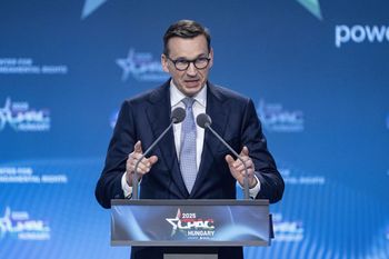 Kiedyś potępiali, dzisiaj pochwalają. Tak PiS zmieniło zdanie o ustawkach